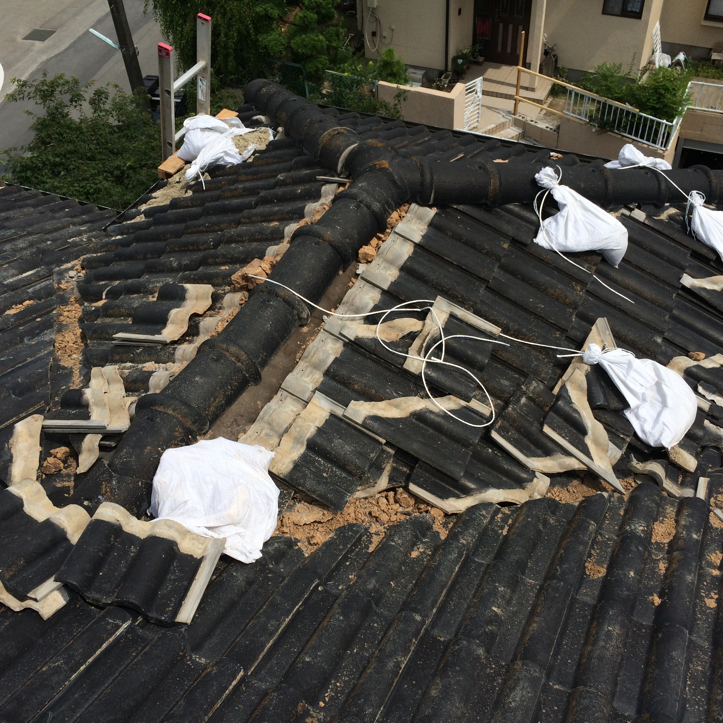 火災保険修理の屋根修理本舗